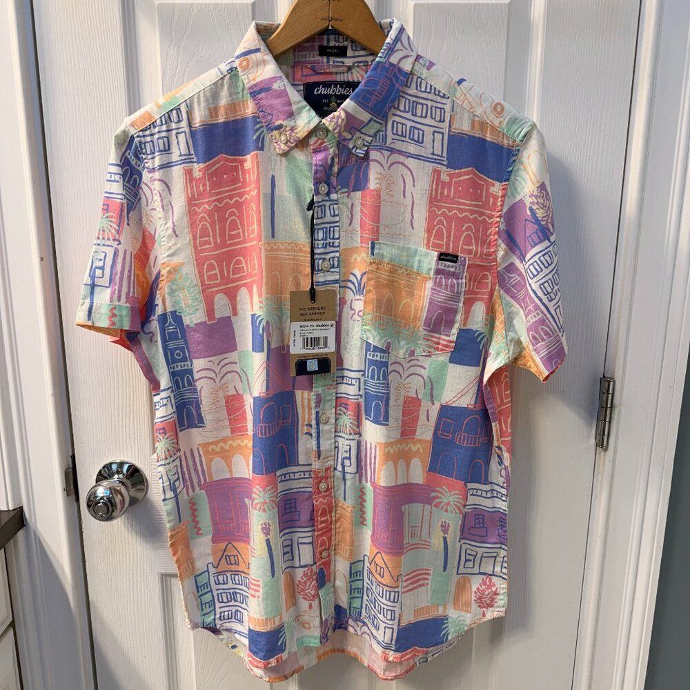 NWT chubbies The King Street Friday Short Sleeve Button Down Shirt Size Medium